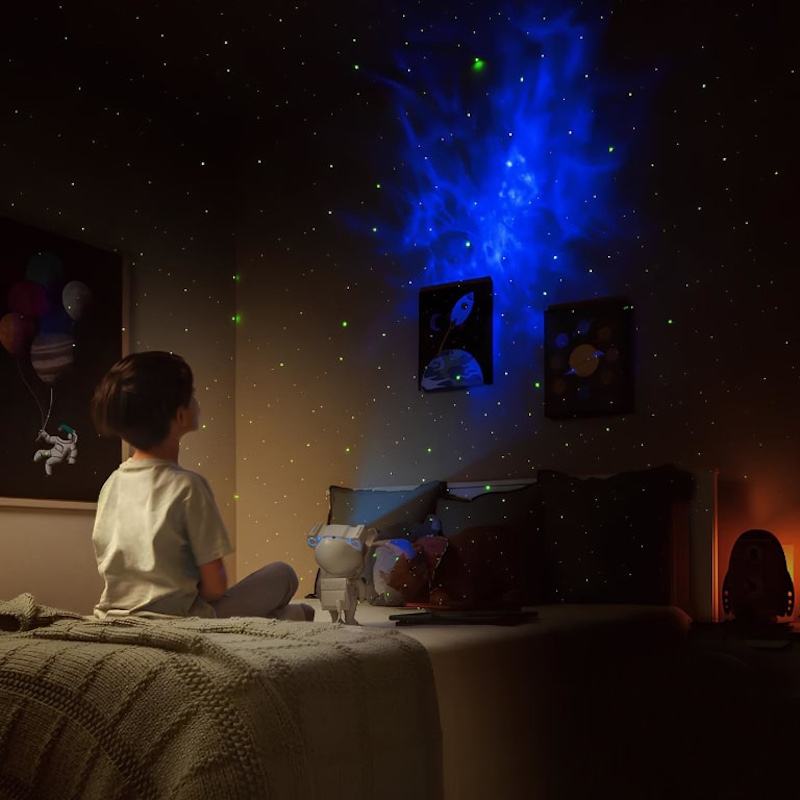 Лазерный ночник-проектор звездного неба "Астронавт" с пультом.